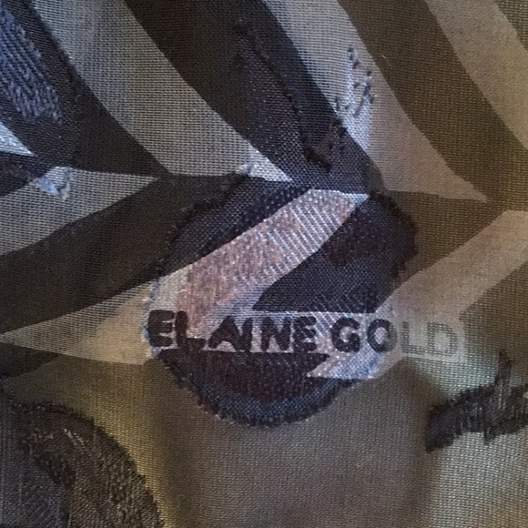 Scarf - Picture 2 of 3